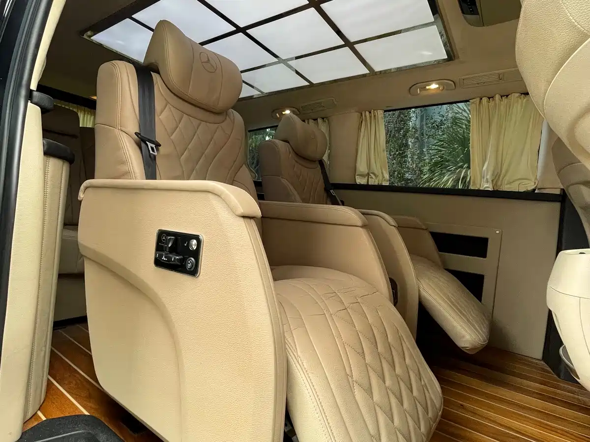 Mercedes-Benz Vito 2016 2.0T Elite Edition фото 3