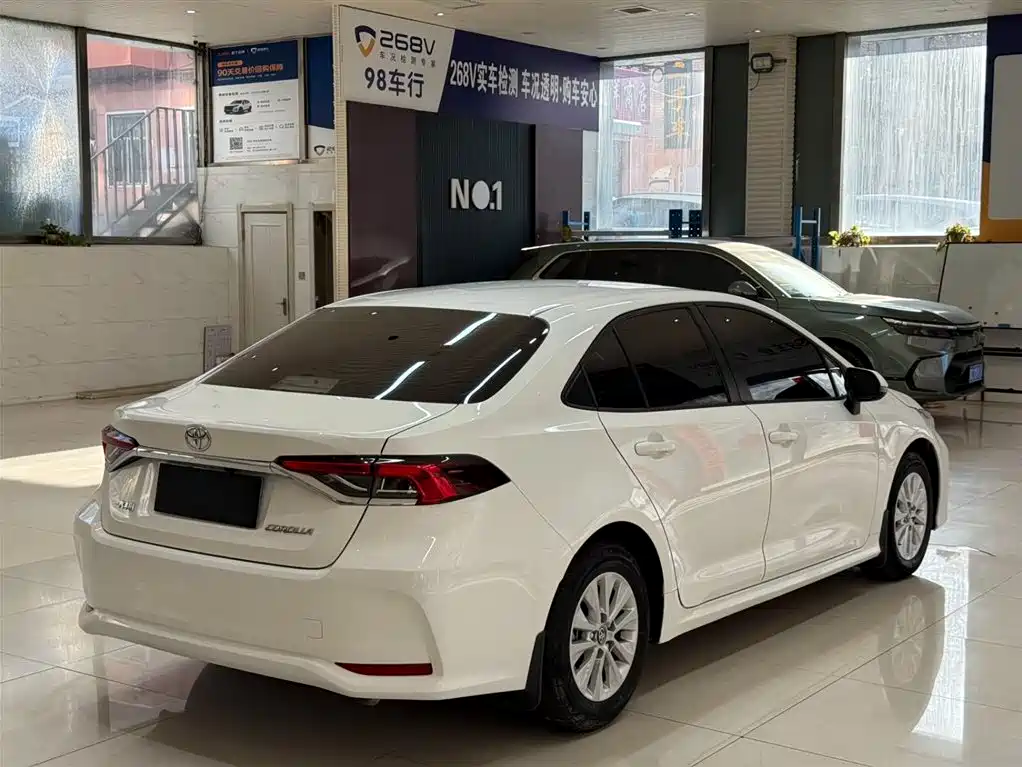 Toyota Corolla 2022 TNGA 1.5L CVT Pioneer Edition фото 4