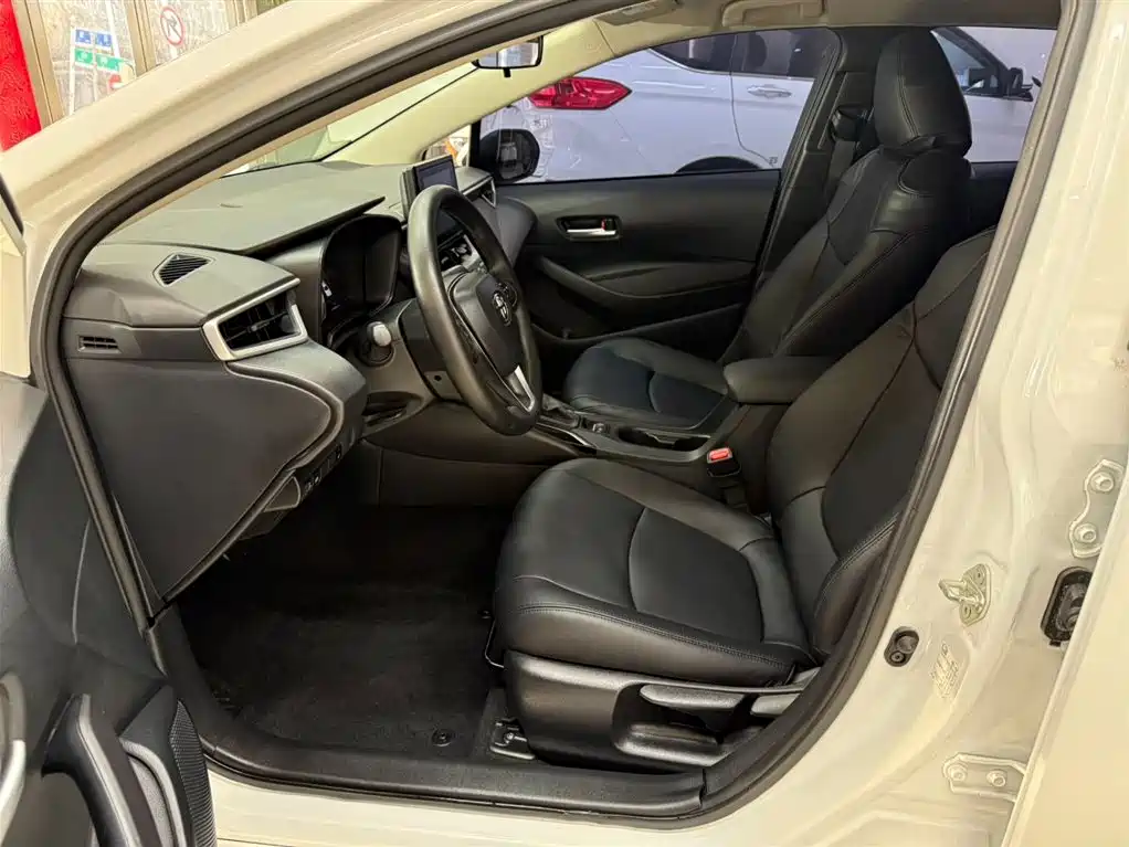 Toyota Corolla 2022 TNGA 1.5L CVT Pioneer Edition фото 15