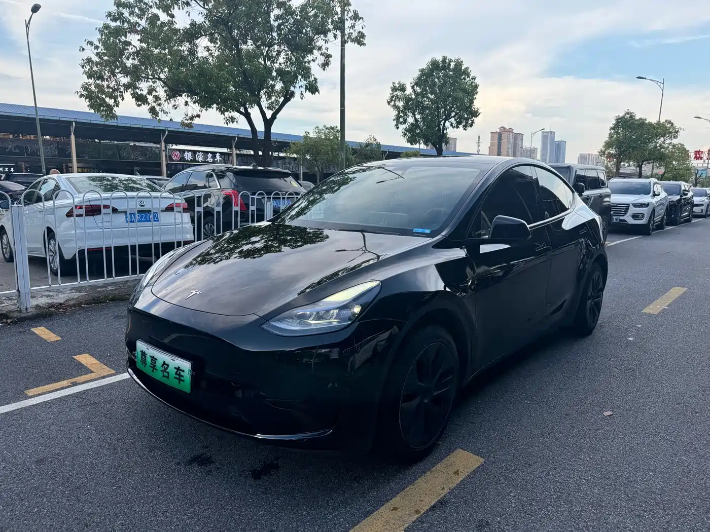 Фото 1 - Tesla Model Y