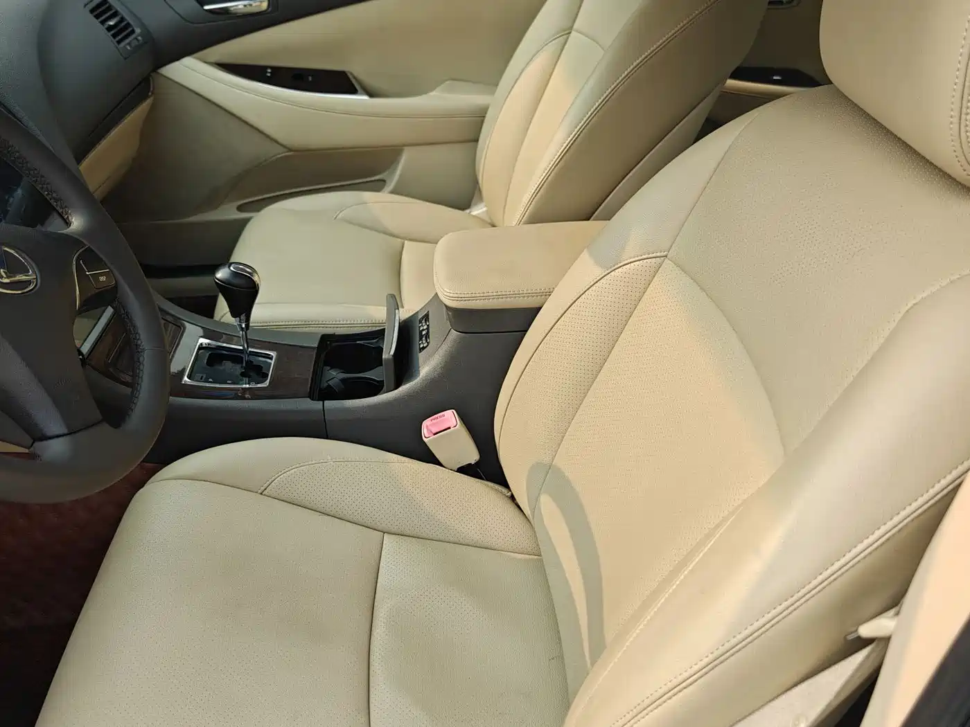 Lexus ES 2010 240 Elegance Edition фото 8