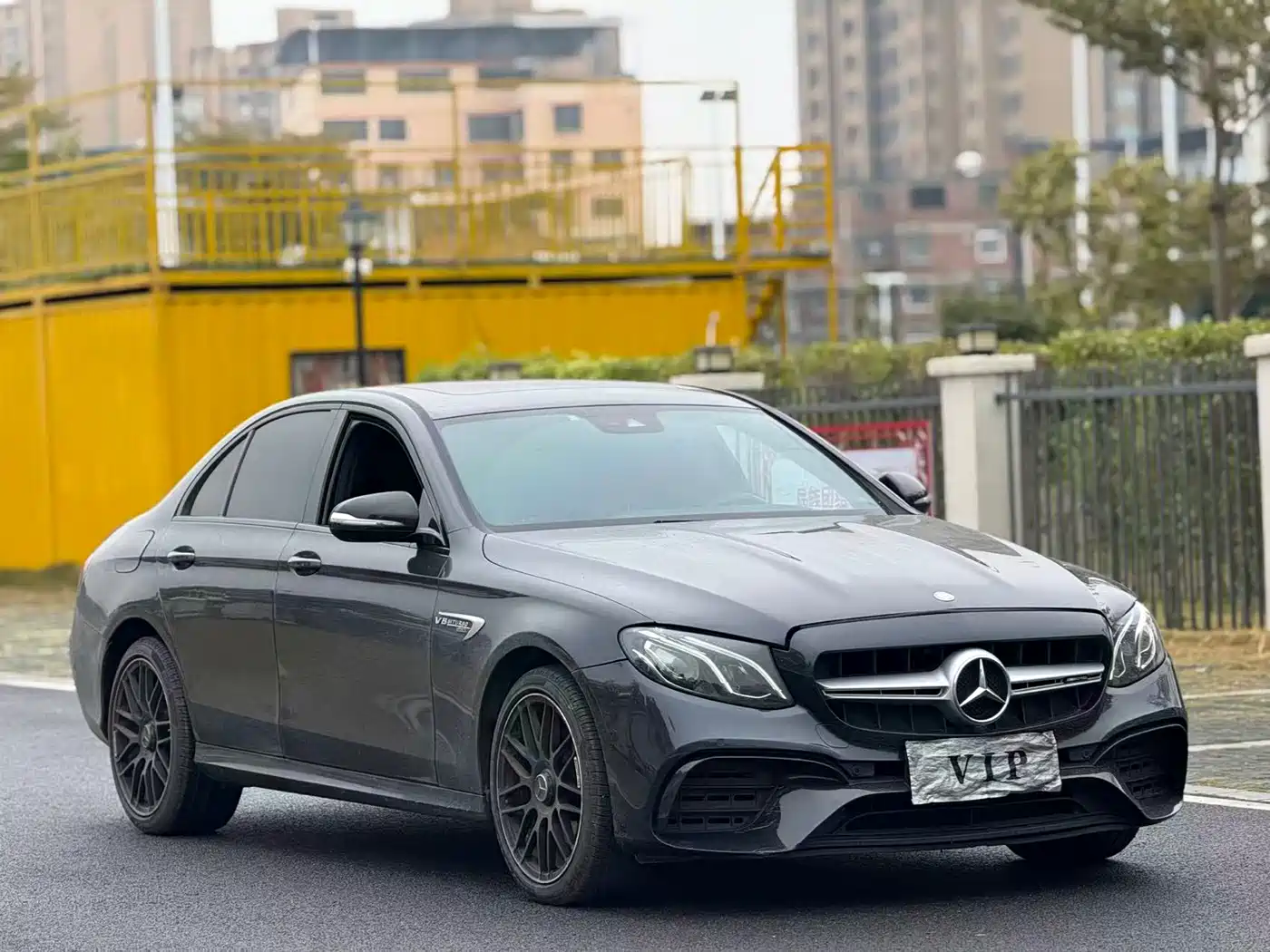 MERCEDES-BENZ E CLASS