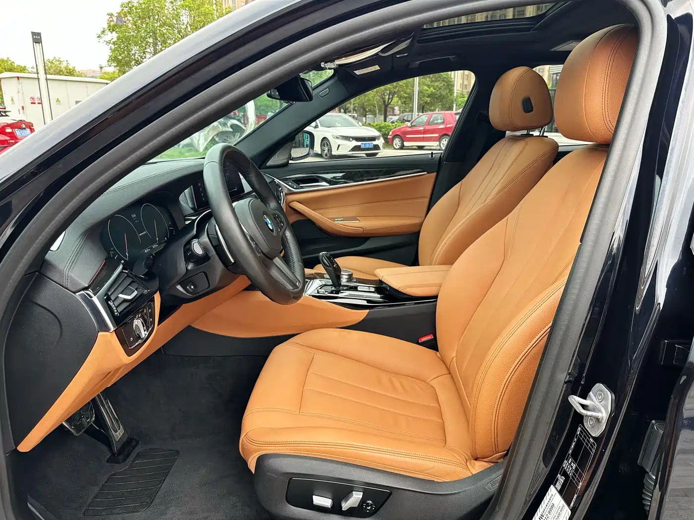 BMW 5 Series 2019 Facelift 530Li Leading M Sport Package фото 4