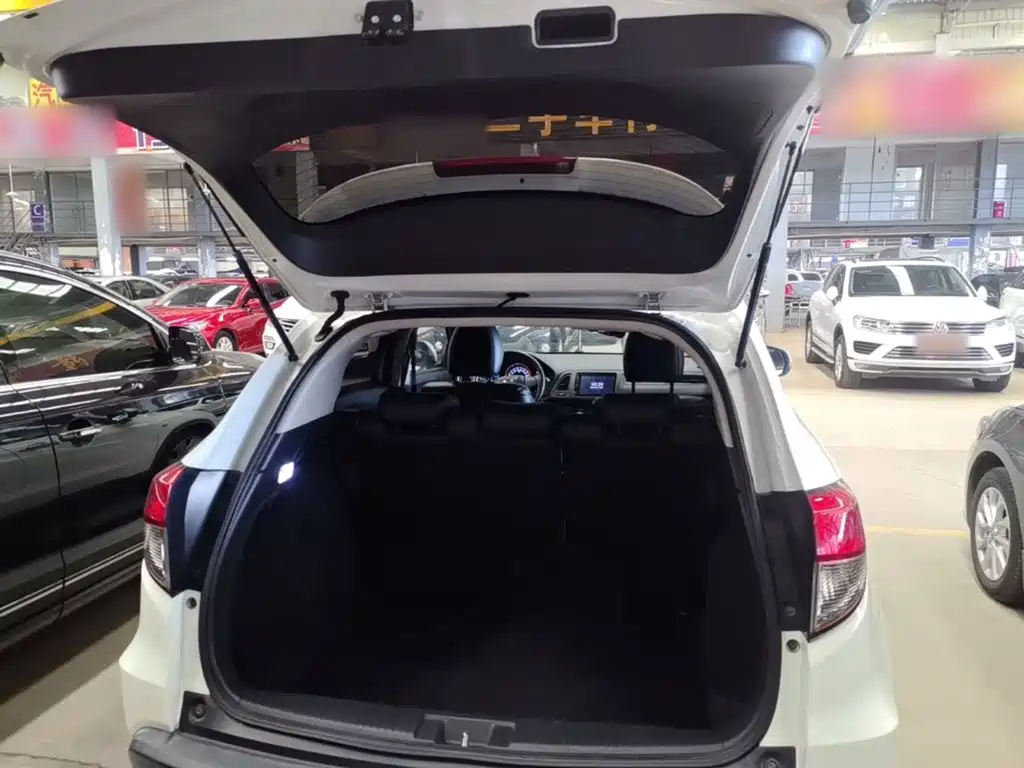 صورة 19 - Honda Vezel
