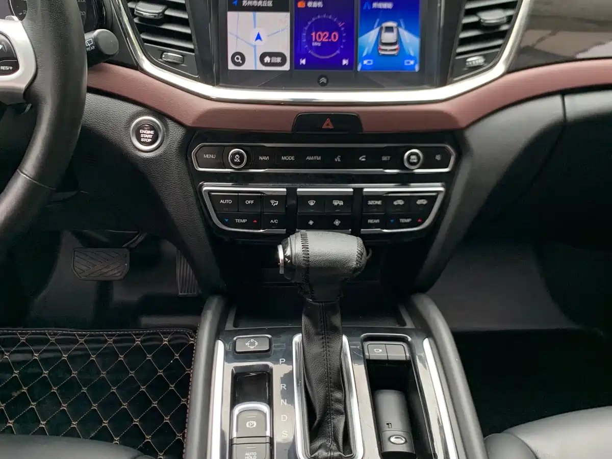 GAC Trumpchi Trumpchi GS8 2017 320T 2WD Luxury Smart Connect (7-seater) фото 12