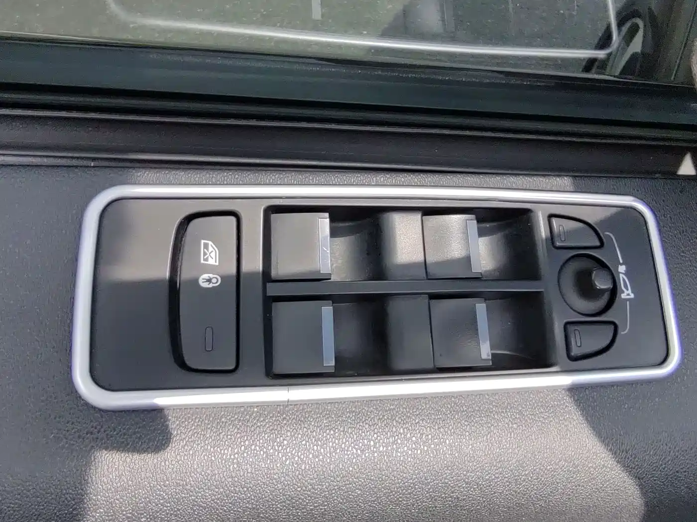 Land Rover Discovery Sport 2021 249PS R-Dynamic SE Performance Technology Edition 5-seater фото 18