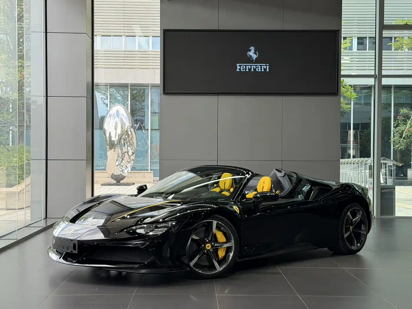 Ferrari SF90 2023 2021 3.9T V8 Spider