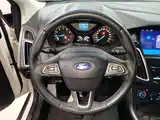 Photo 7 - Ford Focus