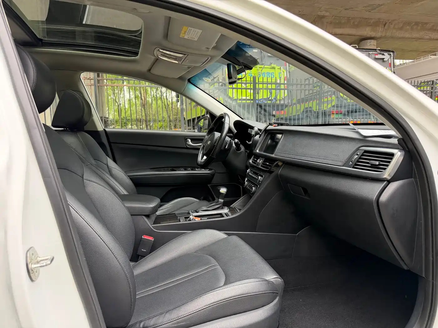 Kia K5 2016 1.6T Automatic LUX фото 10