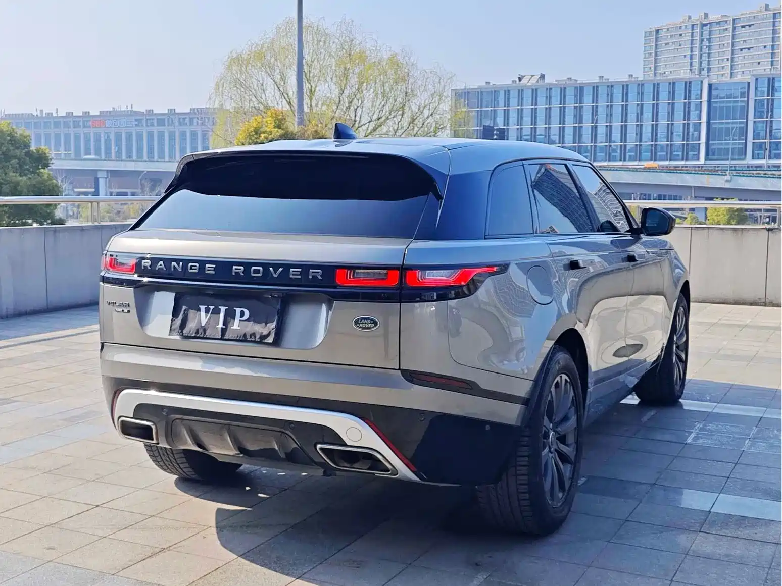Фото 5 - Land Rover Range Rover Velar