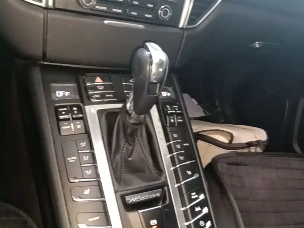 Porsche Macan 2017 Macan 2.0T фото 10