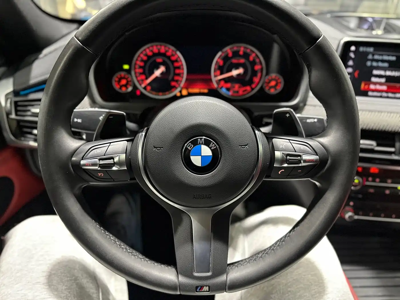 BMW X6 2017 xDrive35i M Luxury Sport фото 21