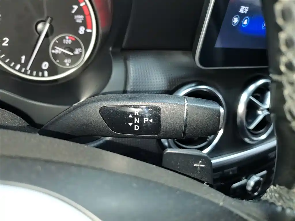 Mercedes-Benz A-Class (Import) 2013 A 180 Fashion фото 14