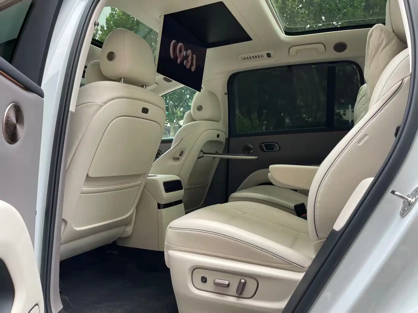 Li Auto Li i8 2025 2025 Standard Edition