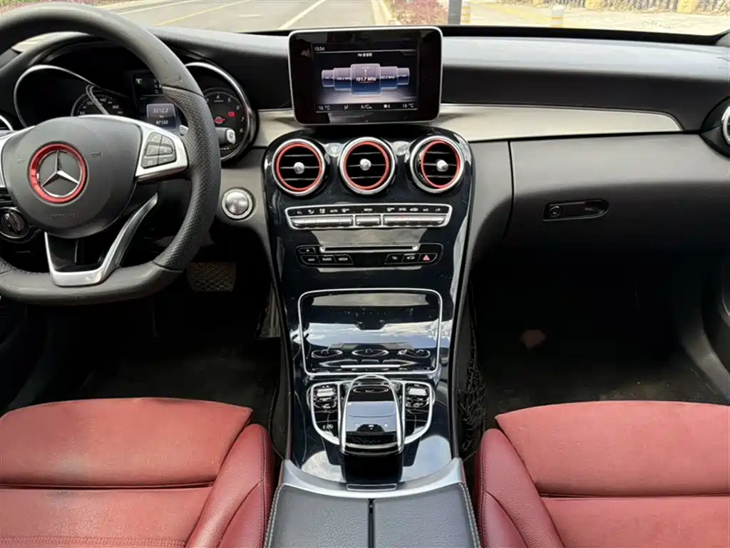 Mercedes-Benz C-Class 2017 Facelift C 200 Sport Edition фото 22