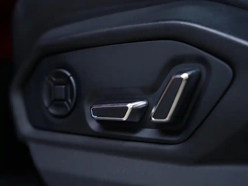 Lamborghini Urus 2018 4.0T V8 фото 34