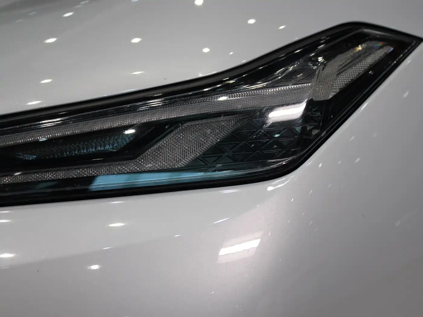 Geely Galaxy Galaxy E8 2024 2024 550km RWD PRO