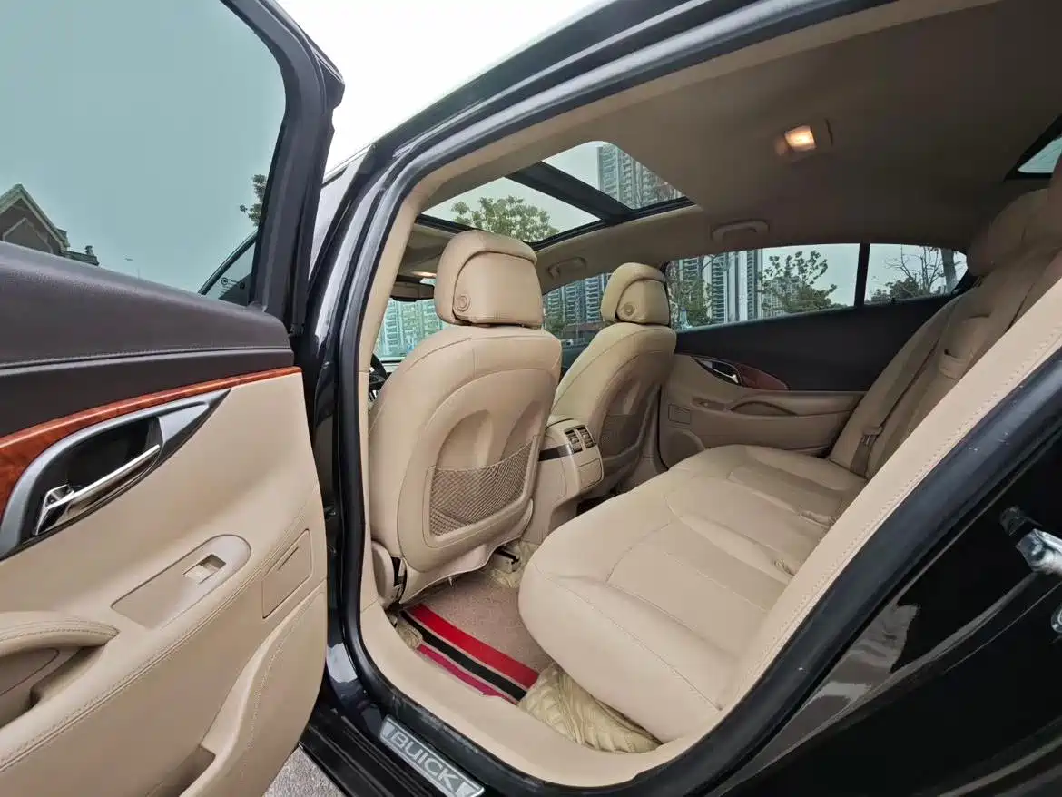 Buick LaCrosse 2012 2.4L SIDI Elegance Edition фото 9