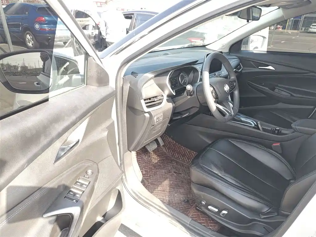 BUICK ANGKOLA