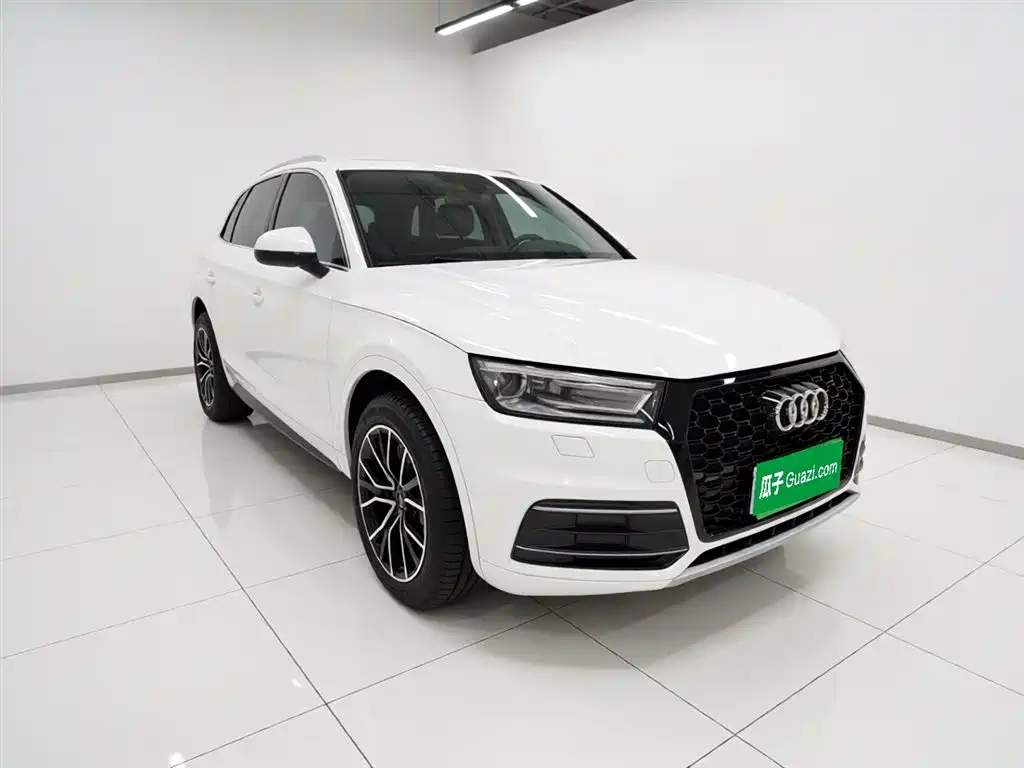 Audi Q5L 2018 40 TFSI Premium Progressive China VI фото 4