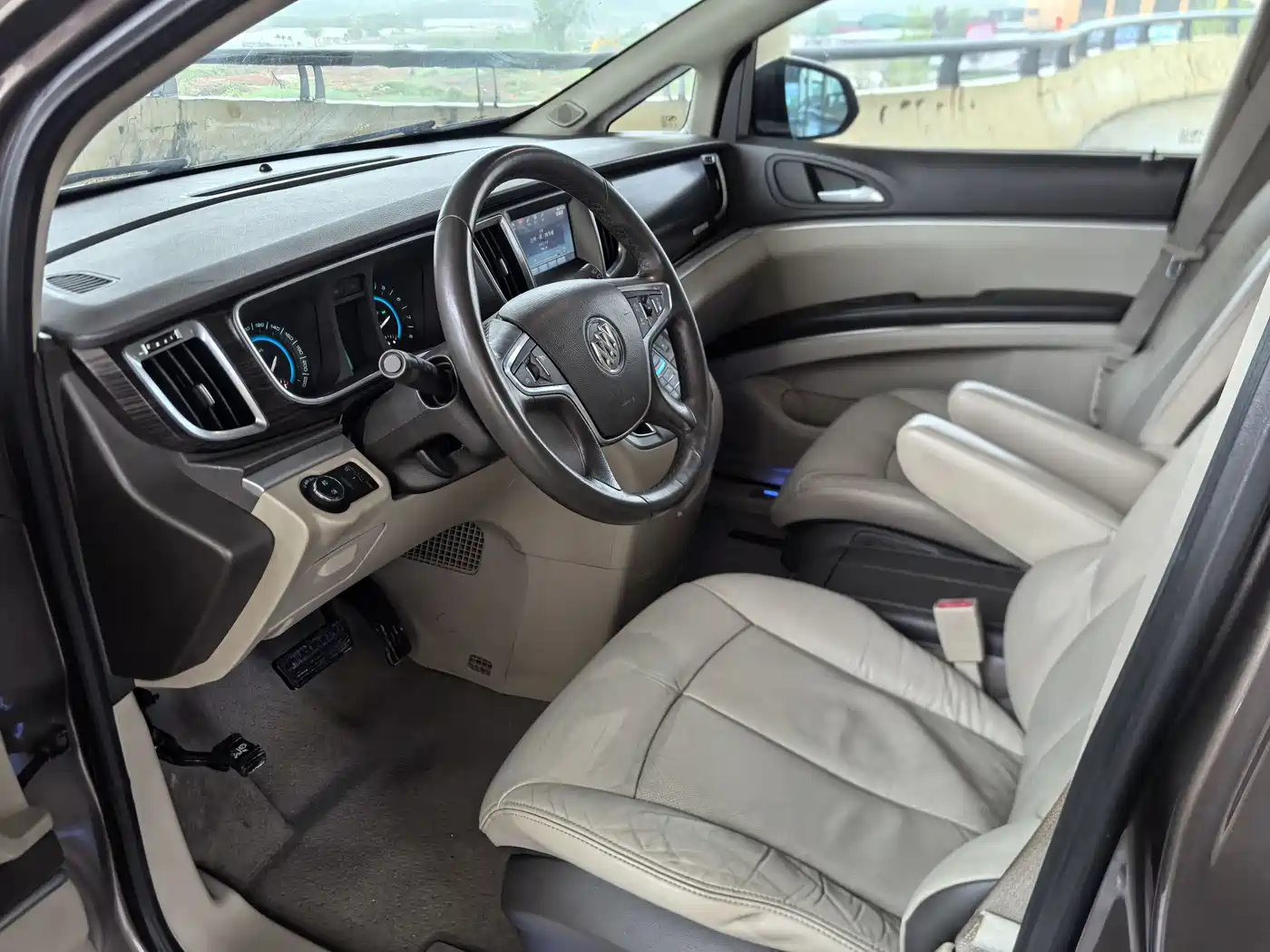 Buick GL8 2014 3.0L XT Luxury Business Flagship фото 55