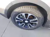 Фото 23 - Geely Vision X3