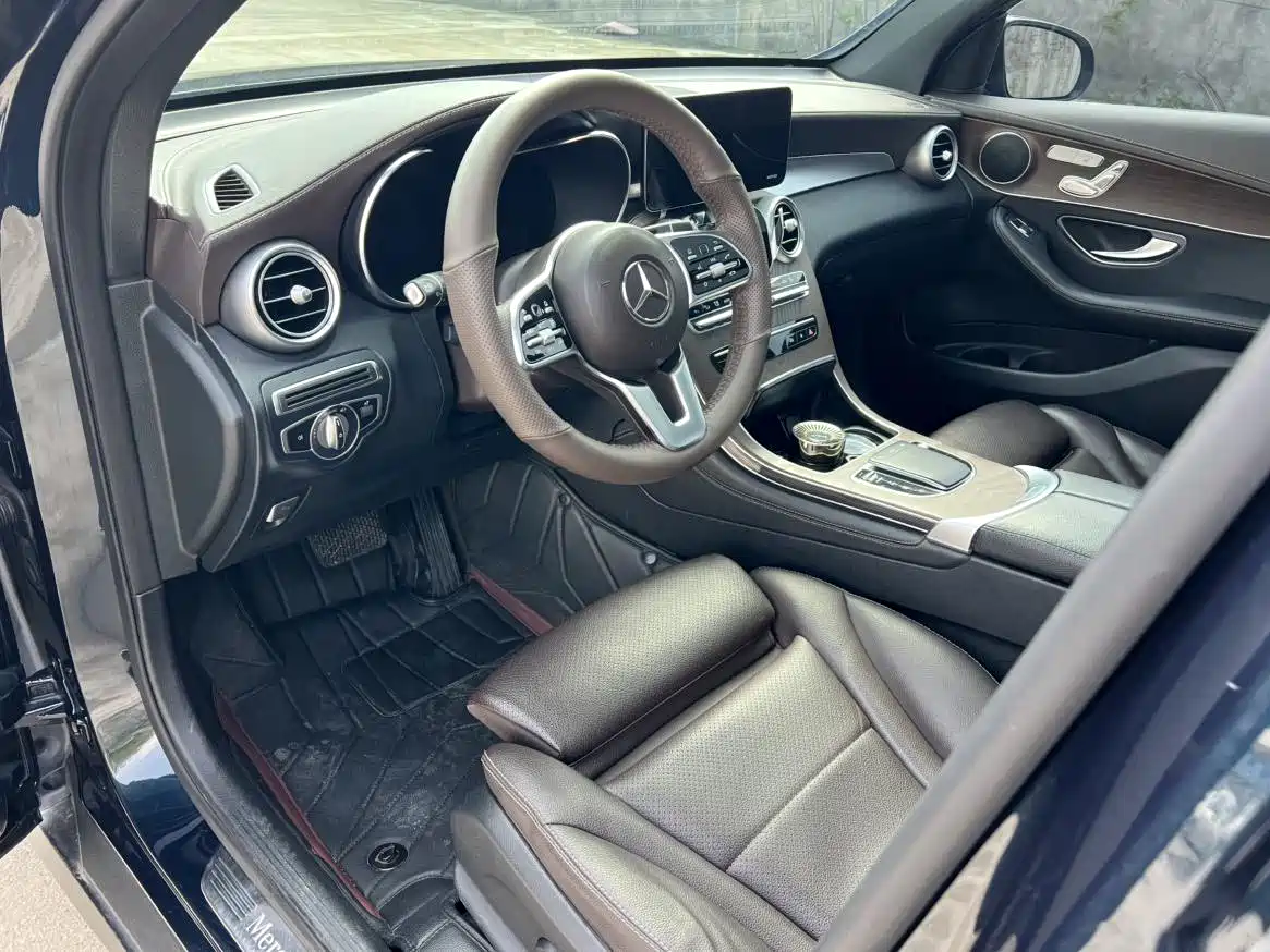 Mercedes-Benz GLC 2022 Model GLC 260 L 4MATIC Luxury Edition фото 7