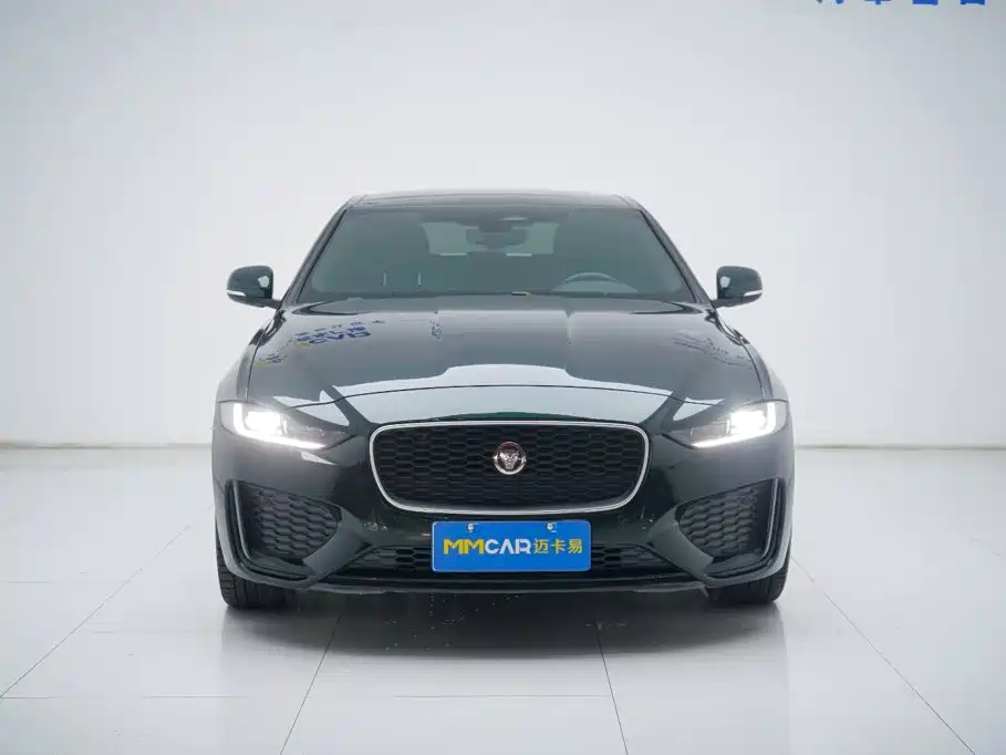 Фото 10 - Jaguar XEL