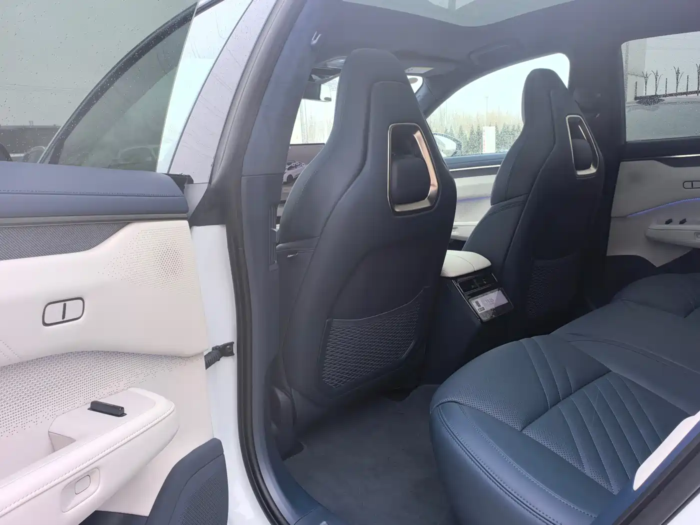 ZEEKR EXTREME KRYPTON 001