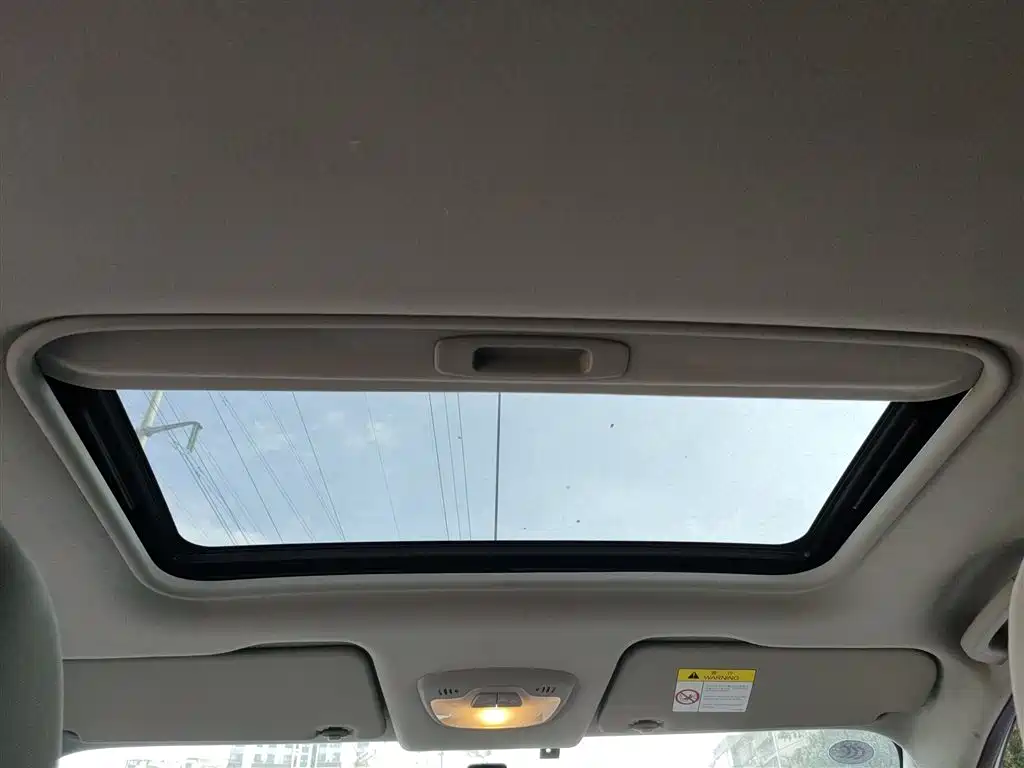 Chevrolet Sail 2015 Sail 3 1.5L Manual Ideal Sunroof Edition фото 18