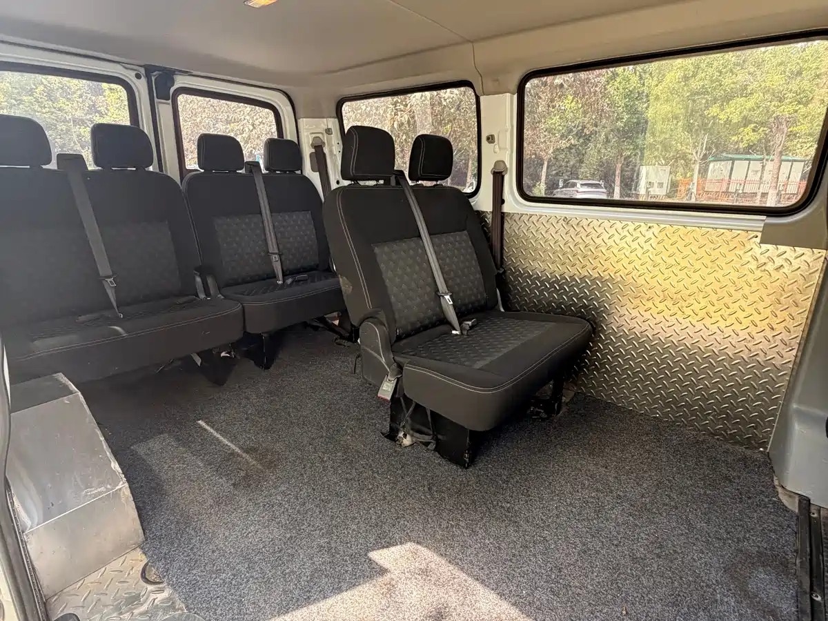 Photo 7 - SAIC Maxus Xintu V80