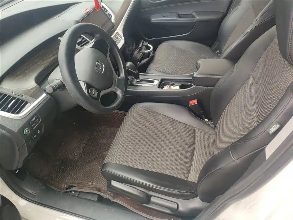 Honda Jade 2018 2017 1.8L Automatic Comfort Edition 5-seater