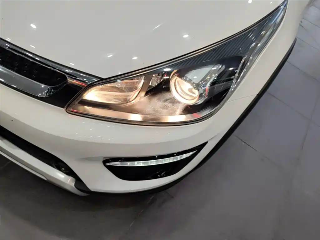 Kia KX CROSS 2019 1.6L Automatic Smart Sunroof Edition China VI фото 24