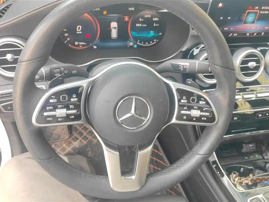 Mercedes-Benz GLC 2021 GLC 260 L 4MATIC Sporty фото 15