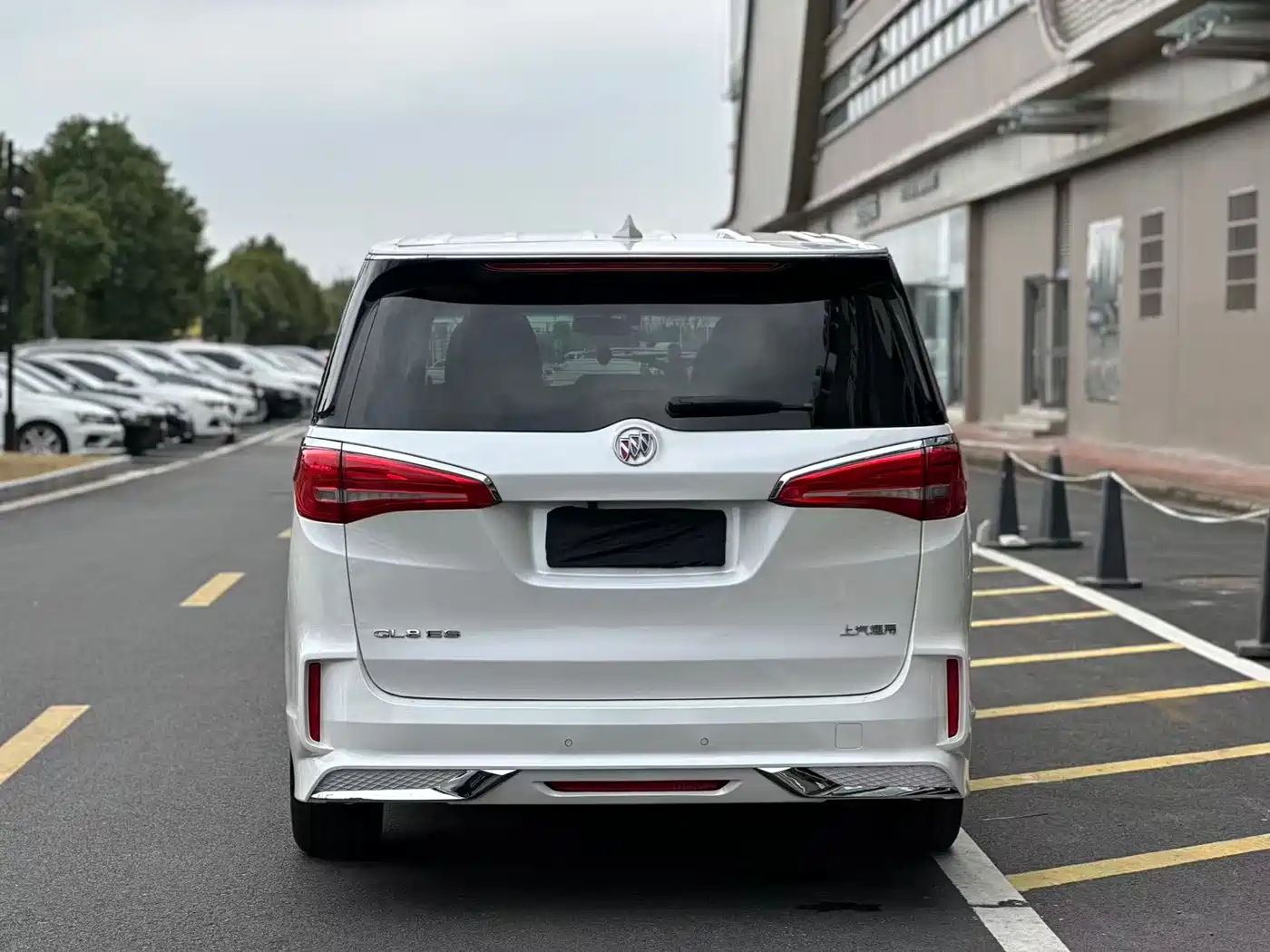 Buick GL8 2018 ES 28T Comfort Type China VI фото 15