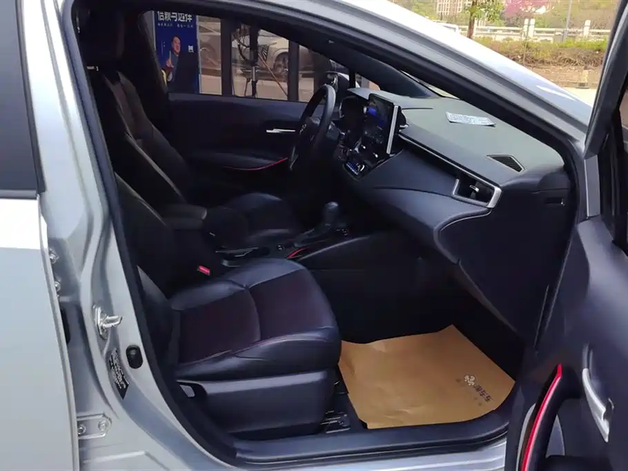 Toyota Levin 2021 185T CVT Sport Edition фото 8