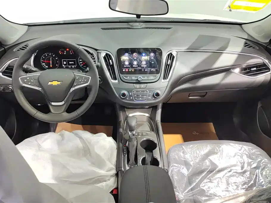 Chevrolet Malibu XL 2023 1.5T RS Edition фото 12