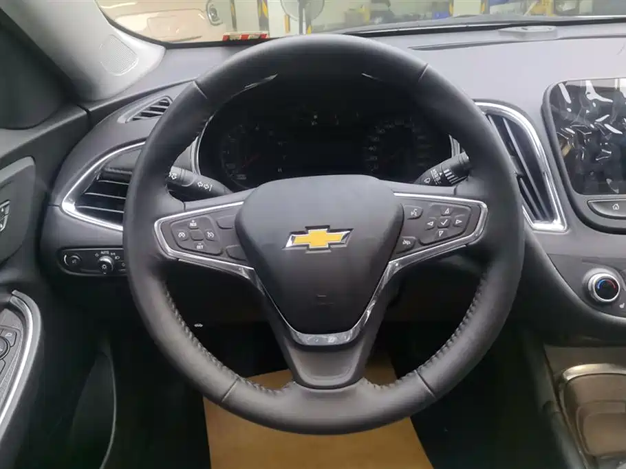 Chevrolet Malibu XL 2023 1.5T RS Edition фото 15