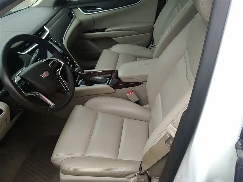 Cadillac XTS 2017 28T Technology фото 15