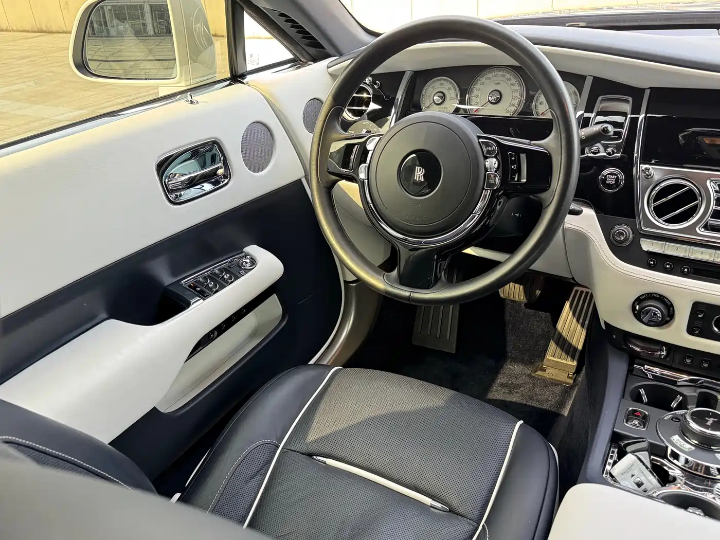 Rolls-Royce Wraith 2018 2017 6.6T Black Badge Edition