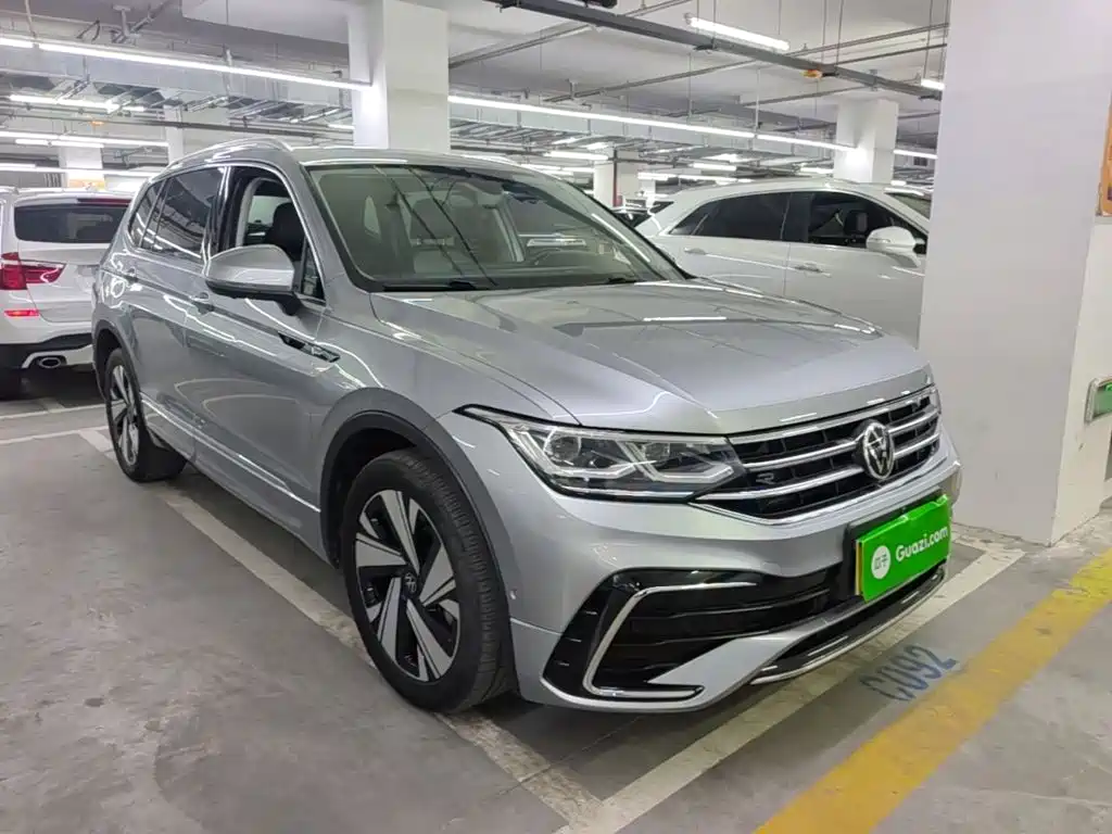 Фото 4 - Volkswagen Tiguan L