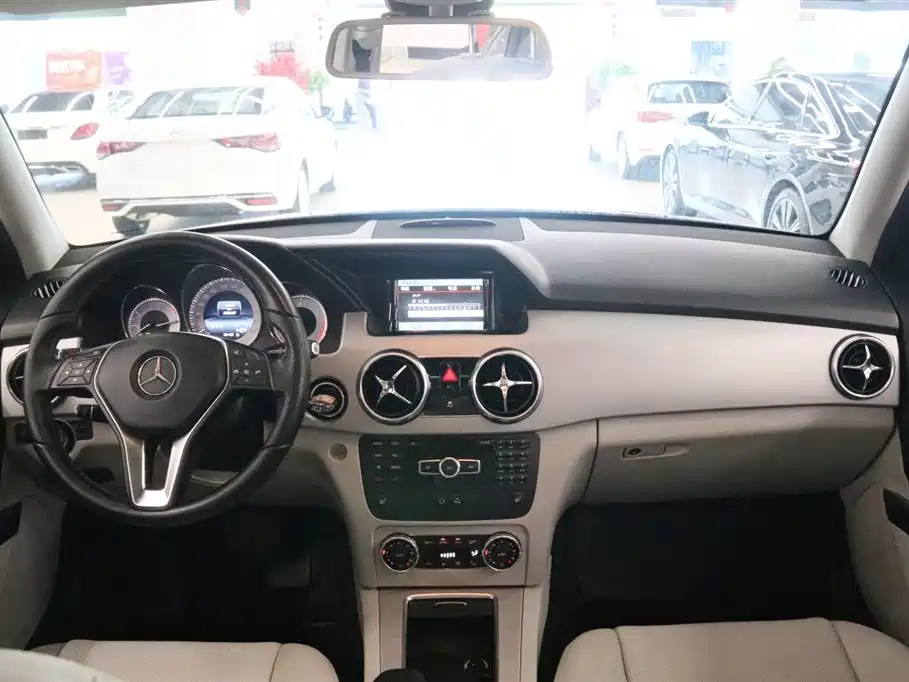 Mercedes-Benz GLK-Class 2013 GLK 300 4MATIC Dynamic Sunroof фото 5