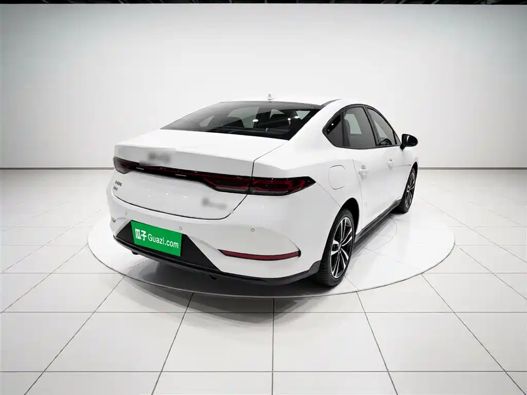 BYD Qin PLUS 2026 DM-i Smart Edition 128KM Progressive фото 5