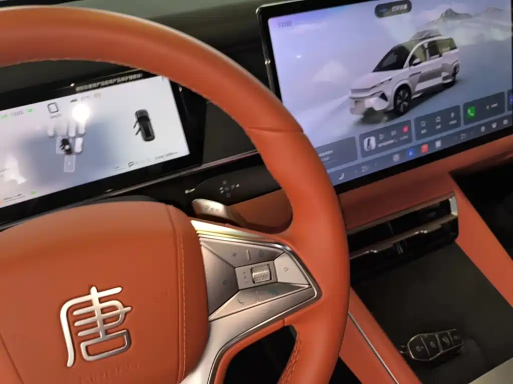 BYD Tang L 2025 2025 DM 175KM Drone Player Edition