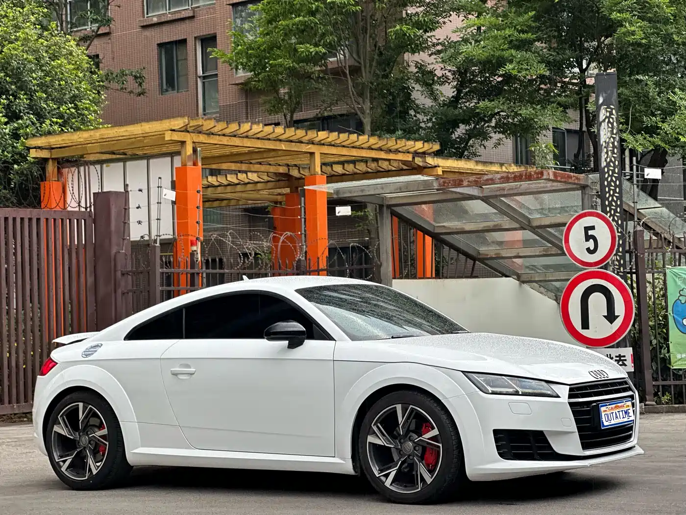 Audi TT 2015 TT Coupe 45 TFSI фото 3