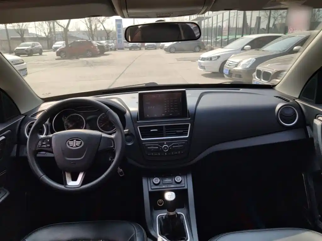 Besturn X40 2017 2017 1.6L Manual Luxury