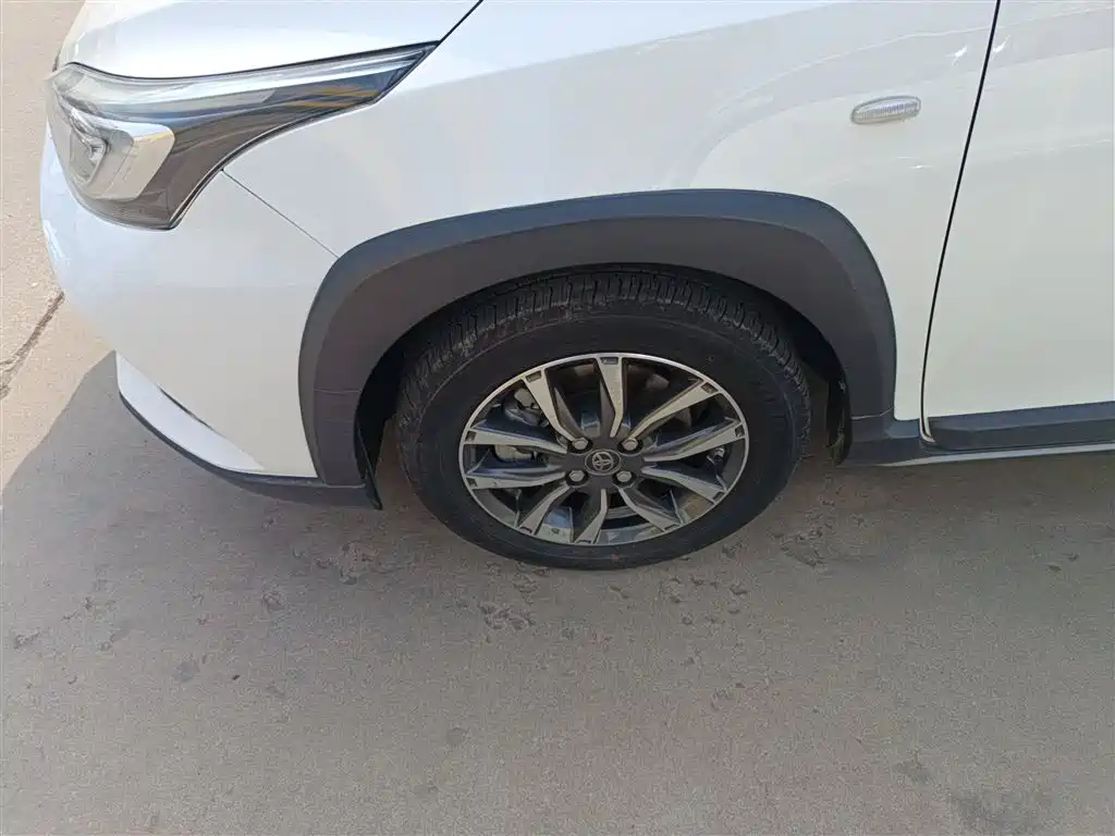 Toyota YARiS L Zhi Xuan 2020 Zhi Xuan X 1.5L CVT Luxury фото 23