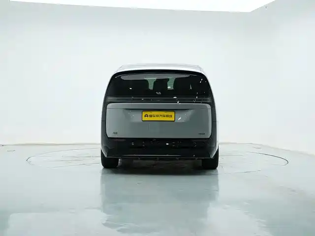 Li Auto MEGA 2024 2024 Ultra
