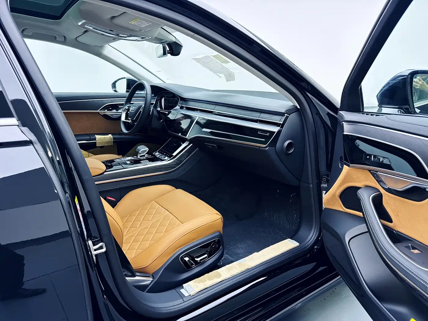 Audi A8 2025 A8L 50 TFSI quattro Exclusive Selection фото 18