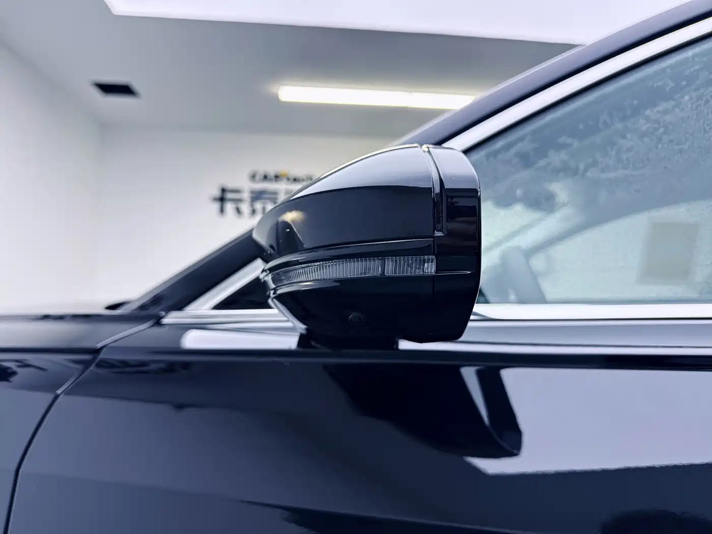 Audi A8 2025 A8L 50 TFSI quattro Exclusive Selection фото 34